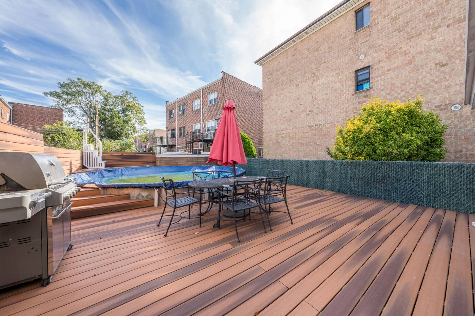 #32 photo, 58-33 71 St, Mespeth , NY 11378