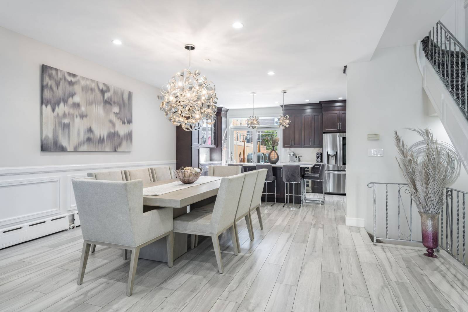 #6 photo, 58-33 71 St, Mespeth , NY 11378