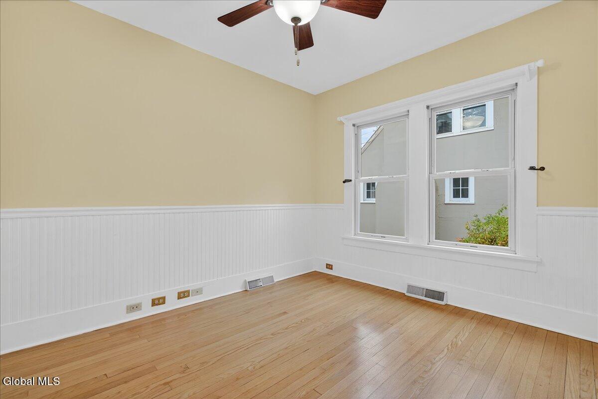 #18 photo, 136 East Avenue, Saratoga Springs, Inside , NY 12866