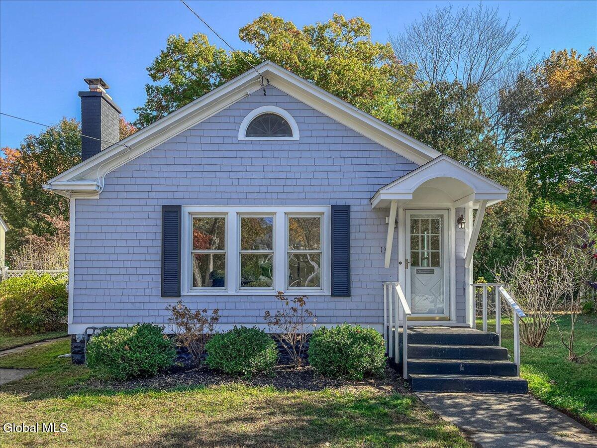 #3 photo, 136 East Avenue, Saratoga Springs, Inside , NY 12866