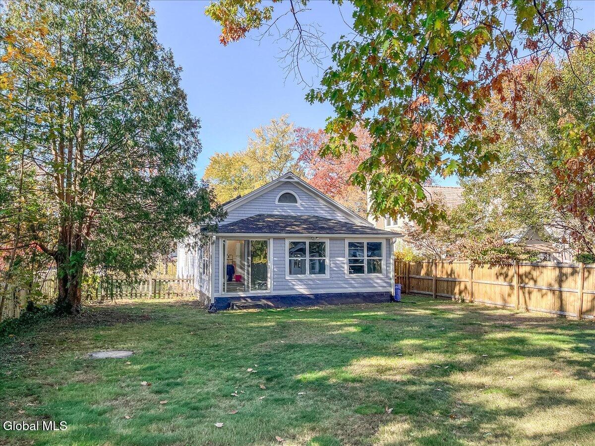 #33 photo, 136 East Avenue, Saratoga Springs, Inside , NY 12866