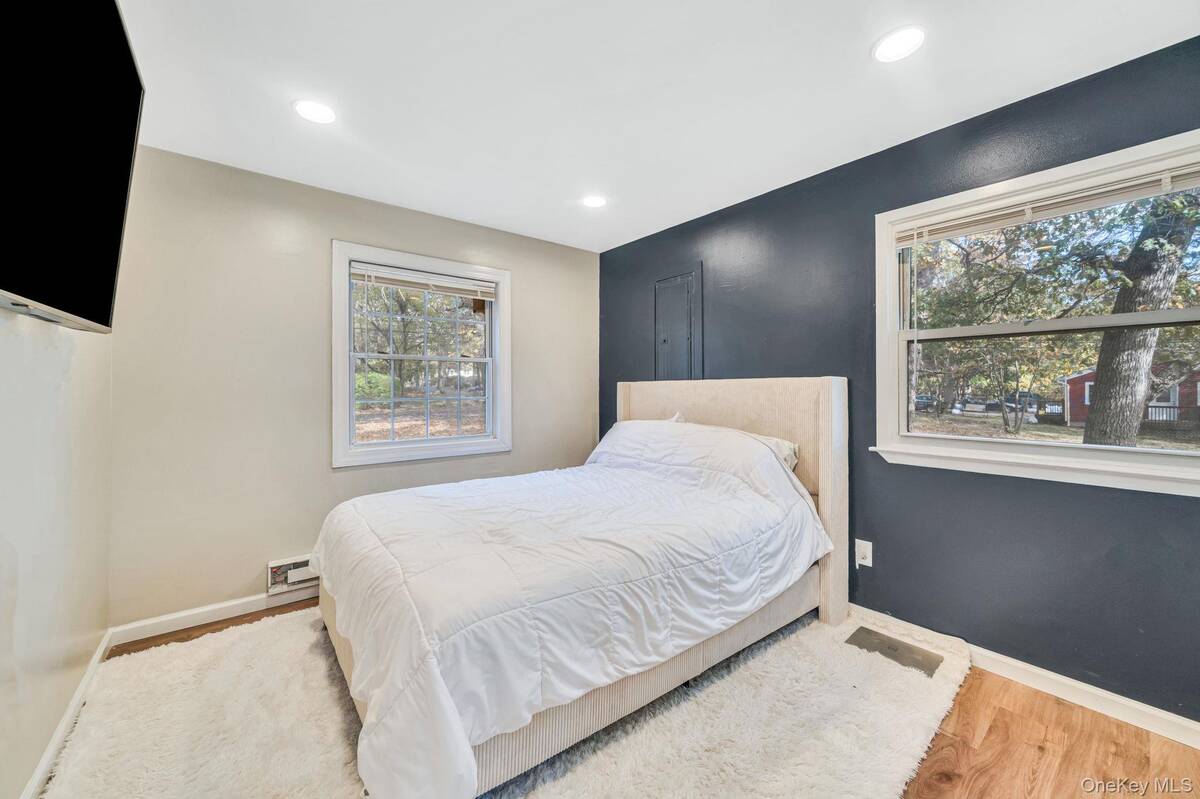 #15 photo, 52 Maple Lane, Medford , NY 11763