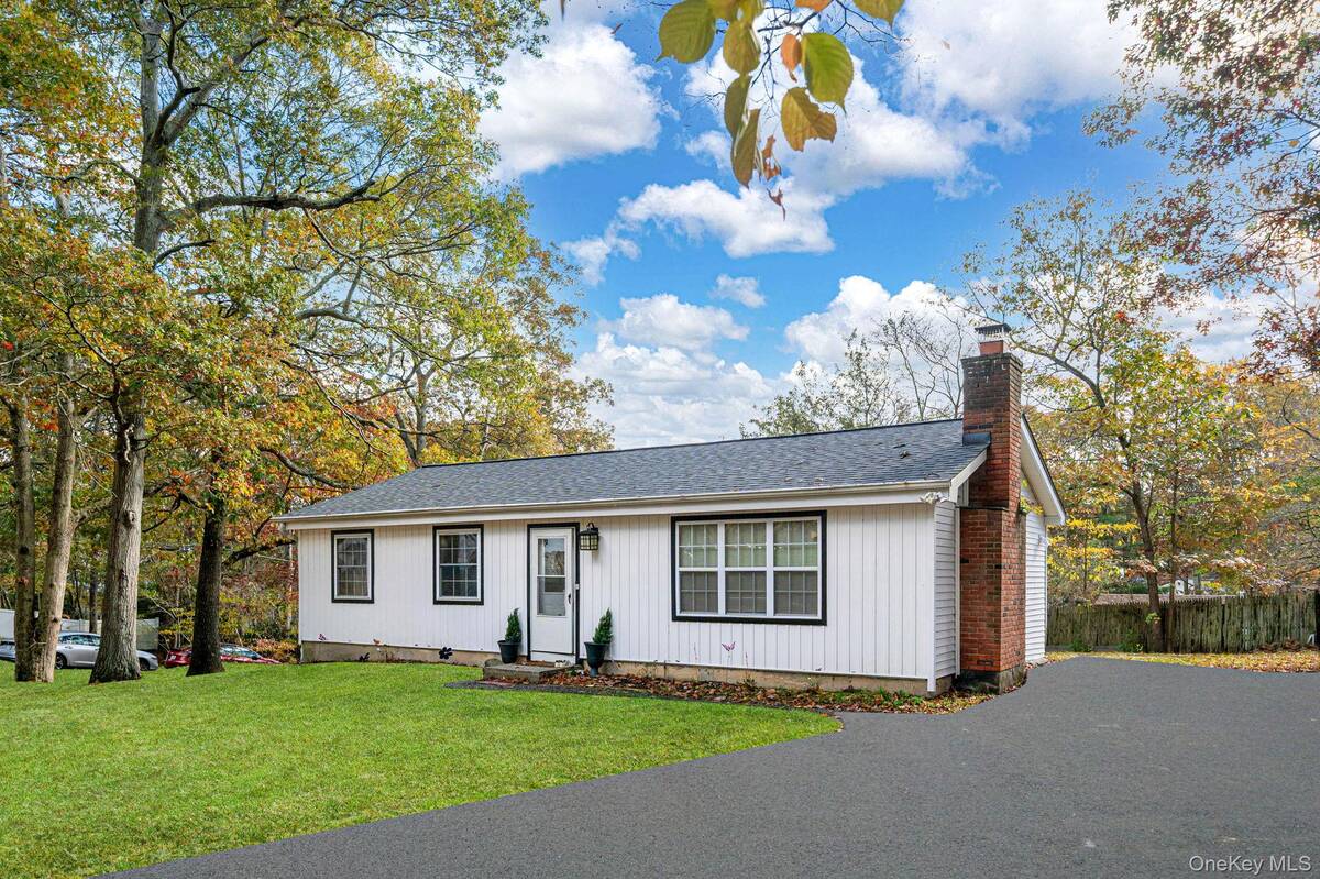 #2 photo, 52 Maple Lane, Medford , NY 11763