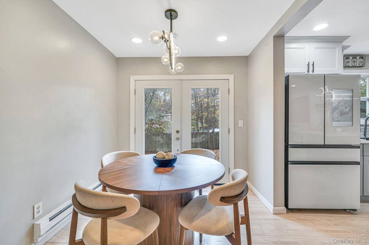 #5 photo, 52 Maple Lane, Medford , NY 11763