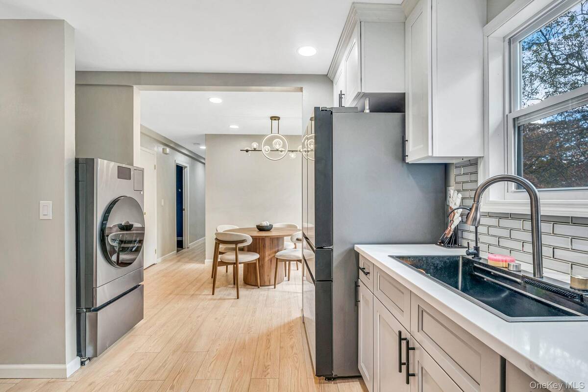 #9 photo, 52 Maple Lane, Medford , NY 11763