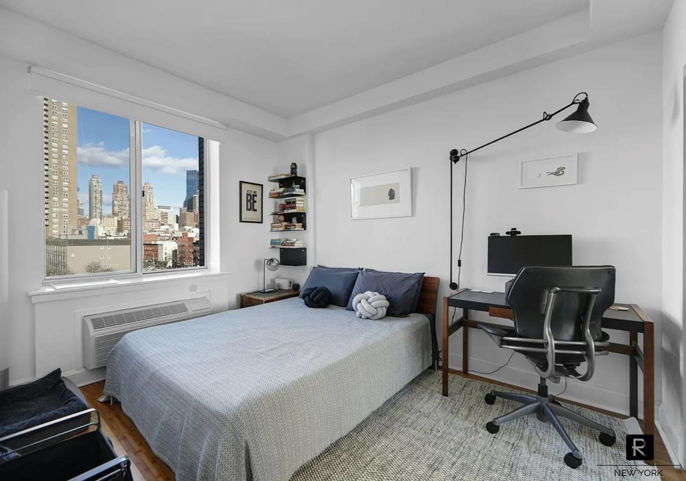 #7 photo, 505 W 47th Street, Clinton , NY 10036