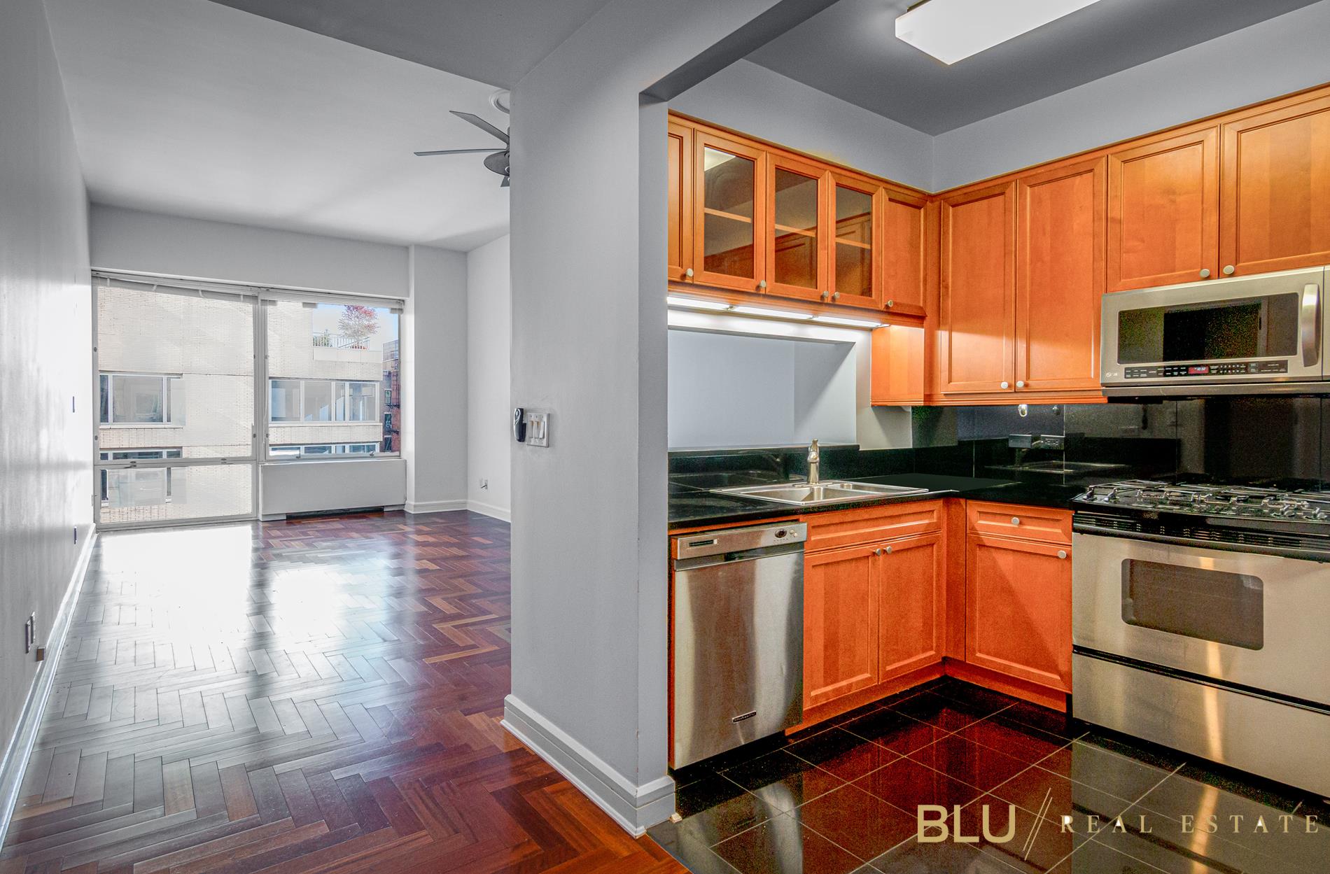 #3 photo, New York City, Lincoln Square , NY 10069