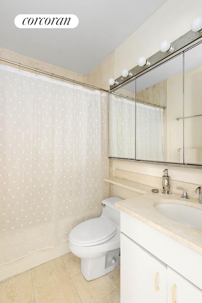 #14 photo, 250 S END Avenue, Battery Park City , NY 10280