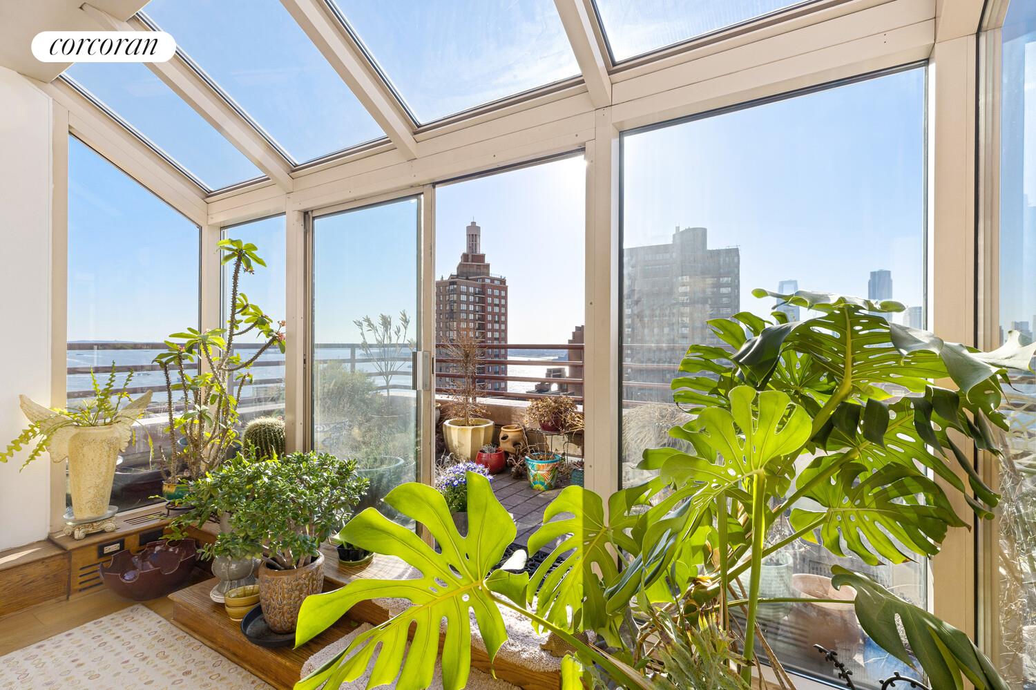 #5 photo, 250 S END Avenue, Battery Park City , NY 10280