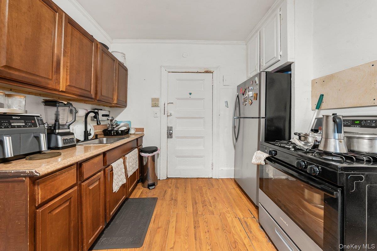 #18 photo, 12 Mulberry Street, Yonkers , NY 10701