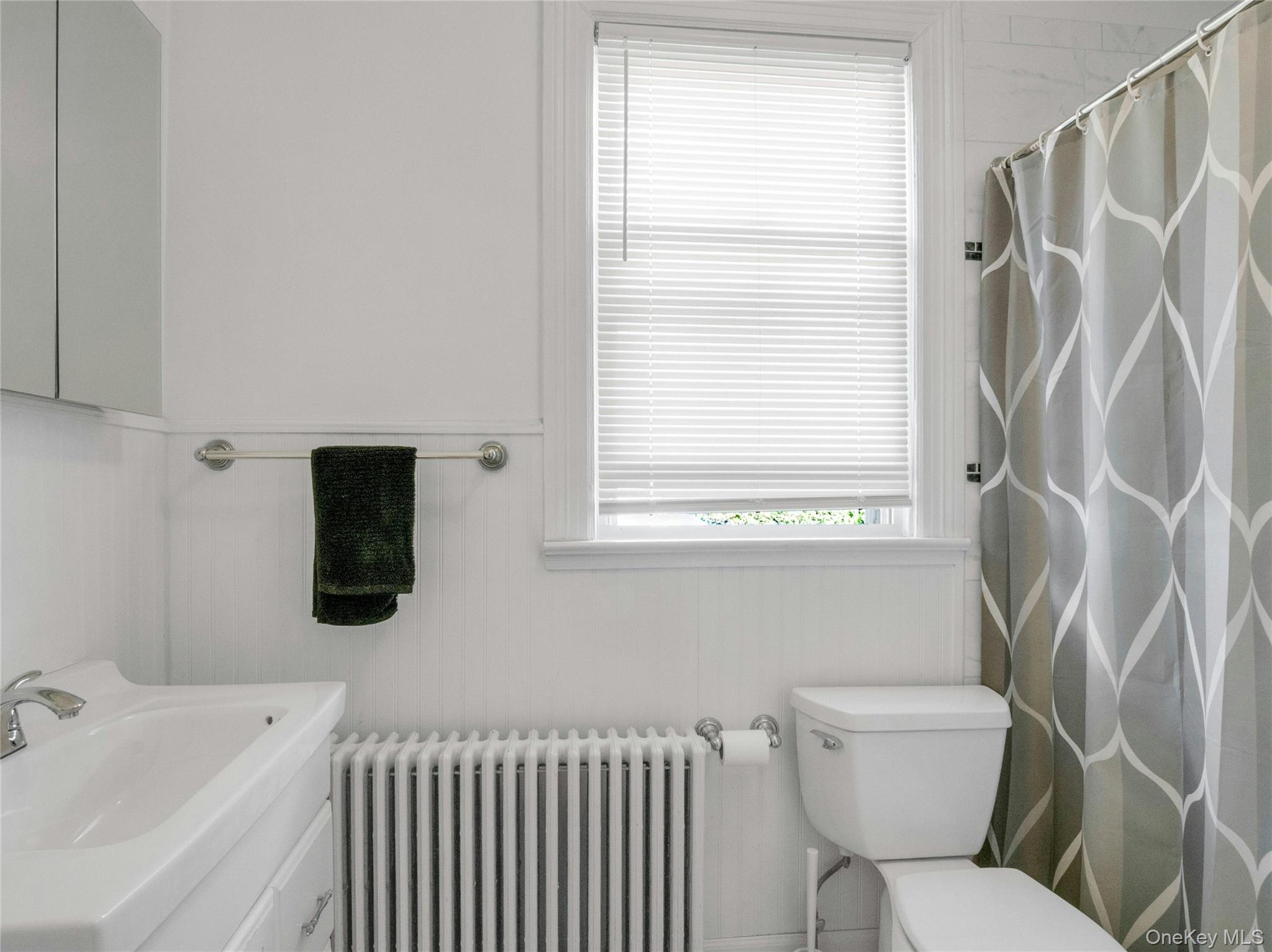 #16 photo, 46 Meadow Lane, New Rochelle , NY 10805