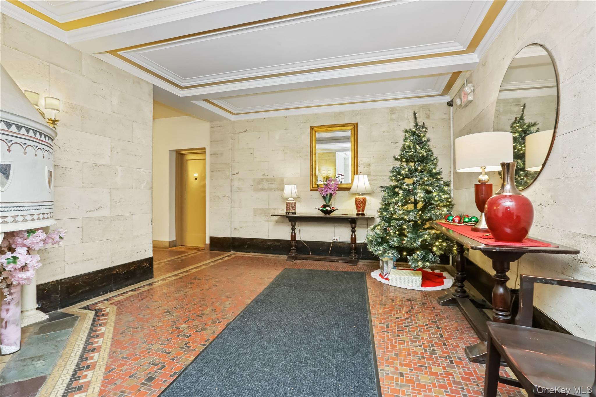 #9 photo, 155 Centre  Ave, New Rochelle , NY 10805