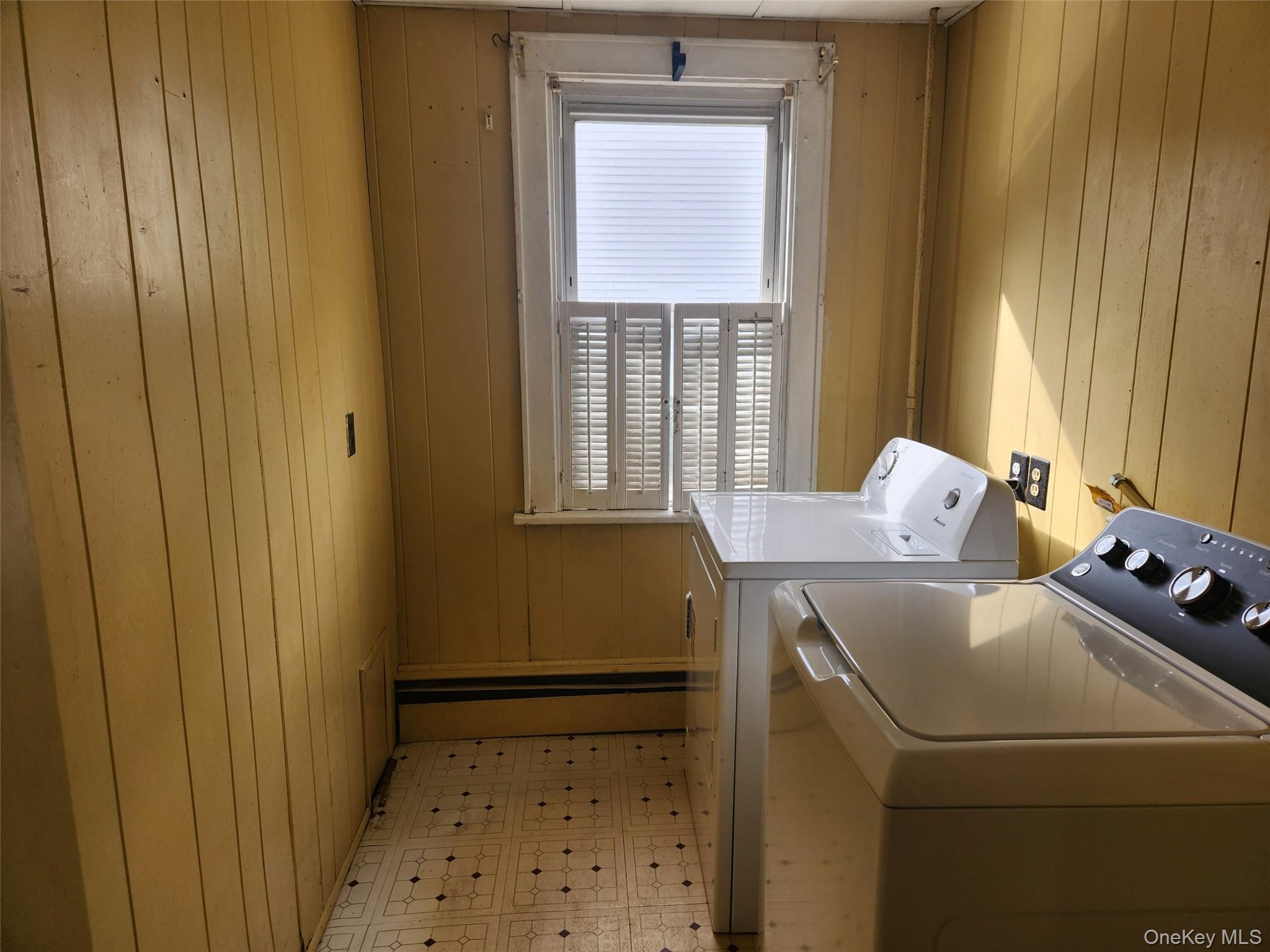 #12 photo, 19 Grove Street, Beacon , NY 12508