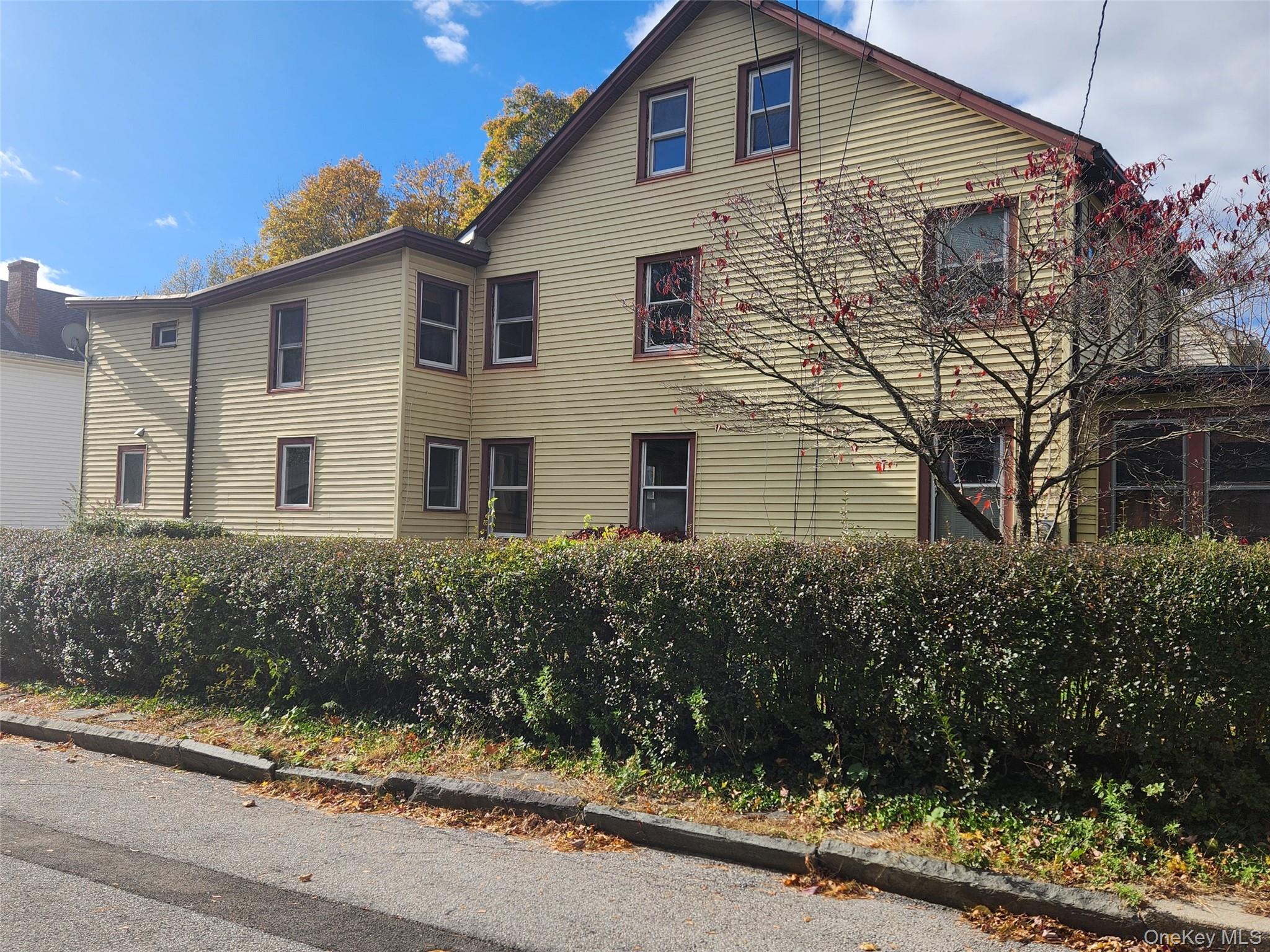 #6 photo, 19 Grove Street, Beacon , NY 12508