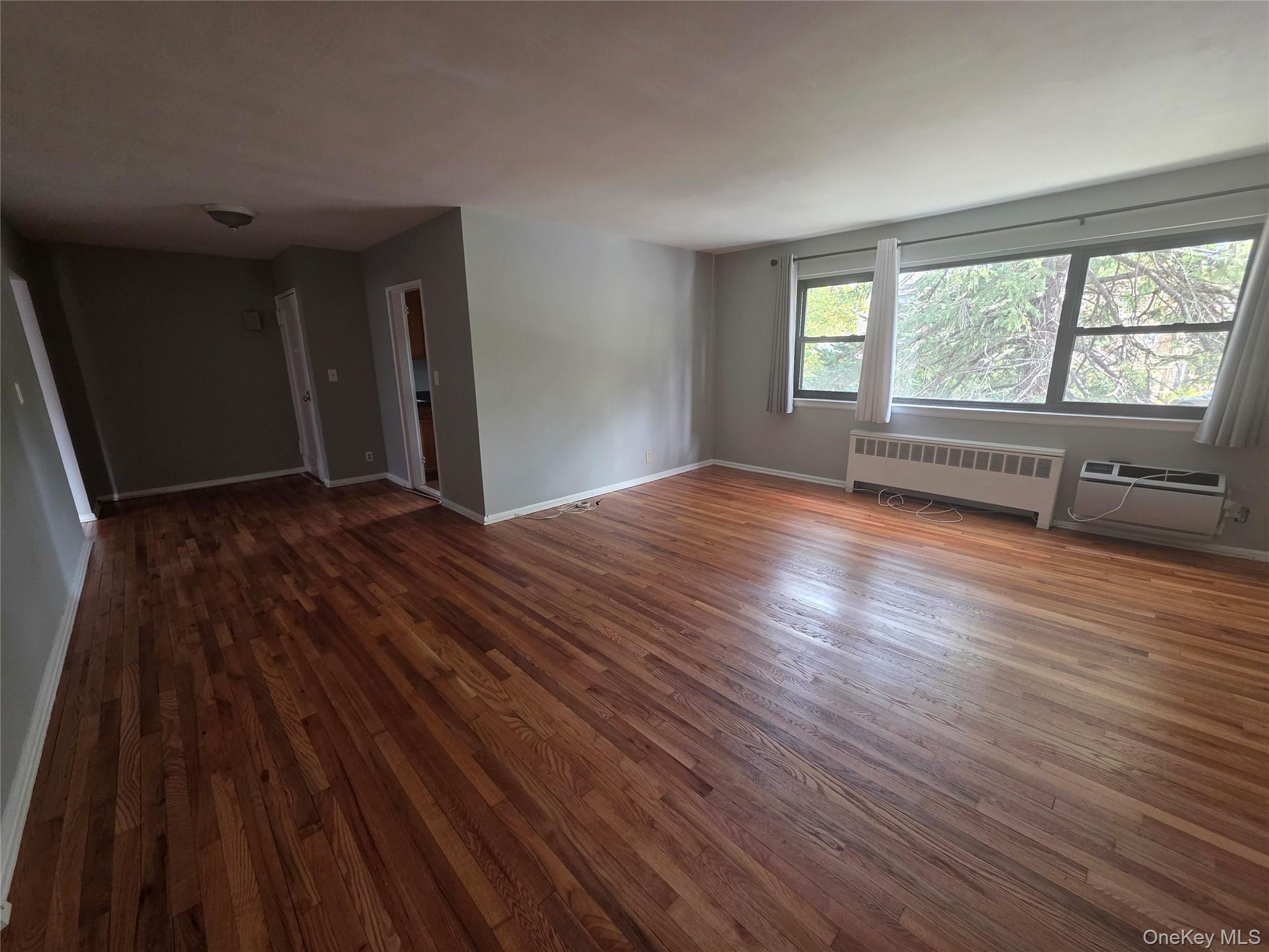 #2 photo, 14 Manor House Drive Drive, Dobbs Ferry , NY 10522