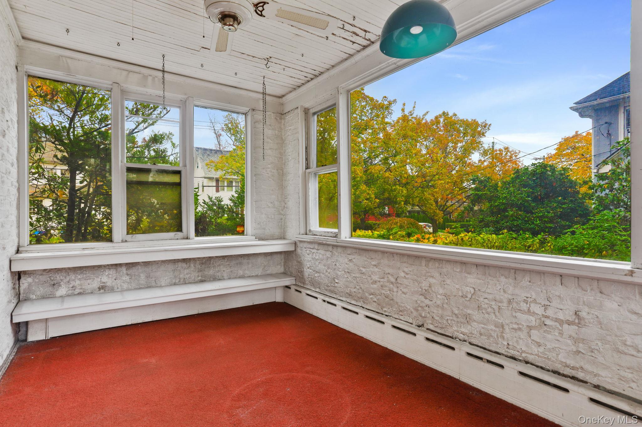 #8 photo, 24 Muir Place, New Rochelle , NY 10801