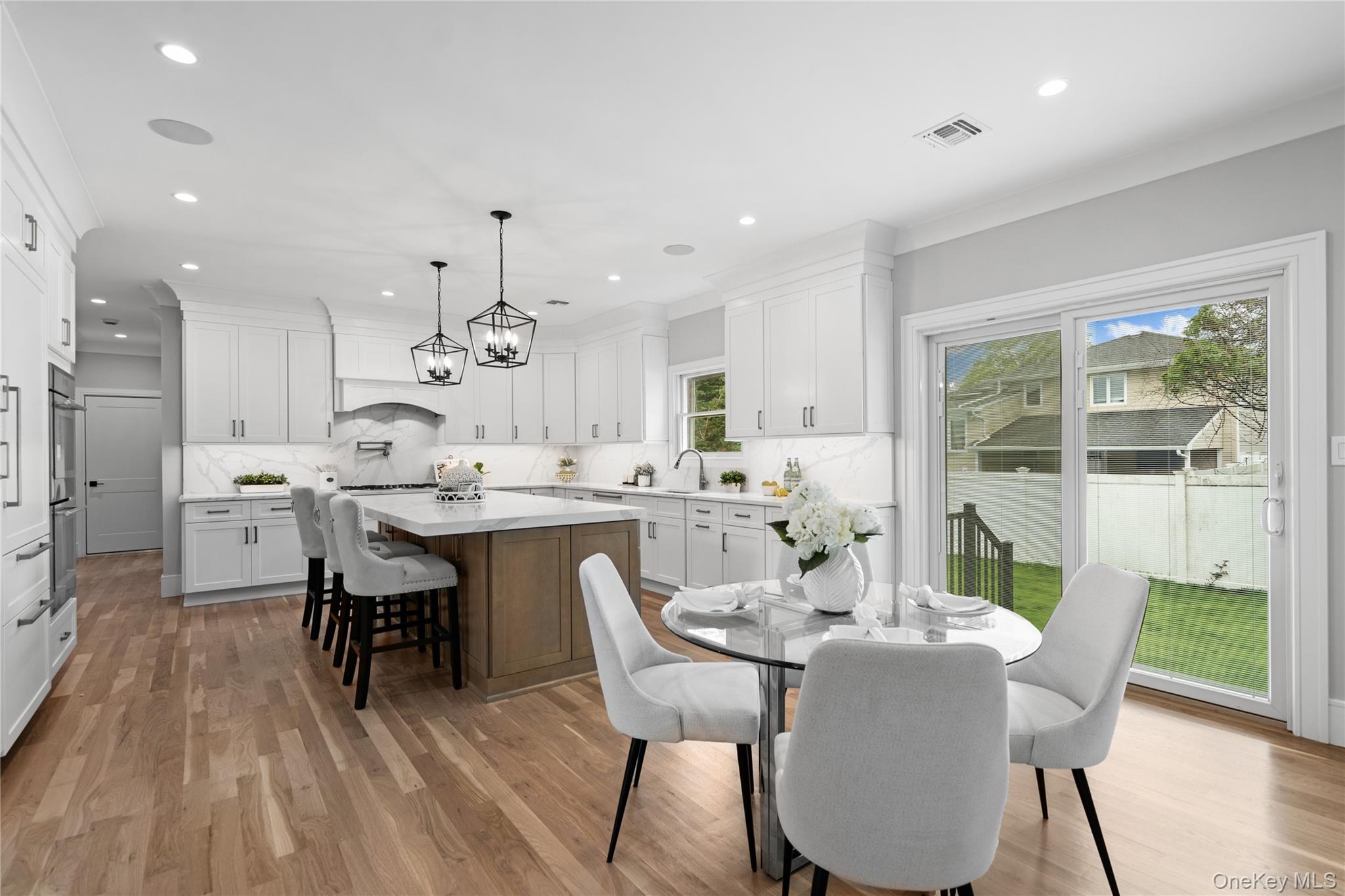 #18 photo, 7 Cedar Avenue, Bethpage , NY 11714