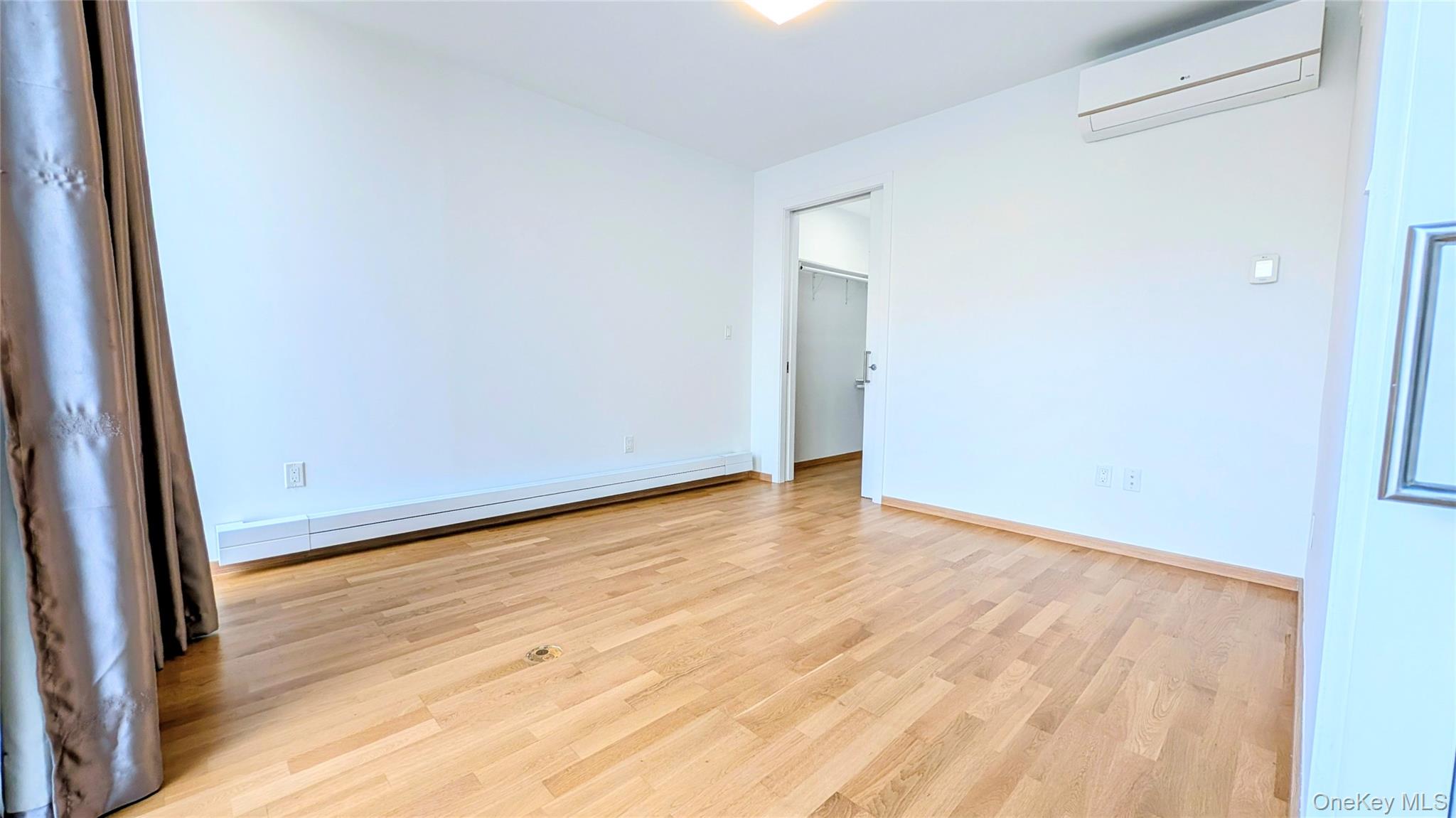 #9 photo, 2309 Broadway, Astoria , NY 11106