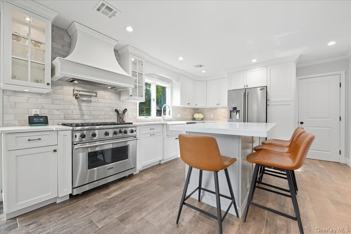 #13 photo, 16 Country Lane Drive, Kings Park , NY 11754