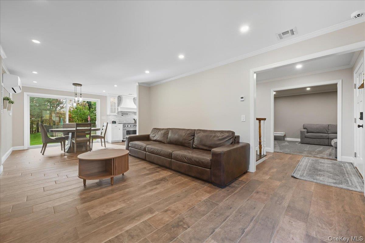 #6 photo, 16 Country Lane Drive, Kings Park , NY 11754