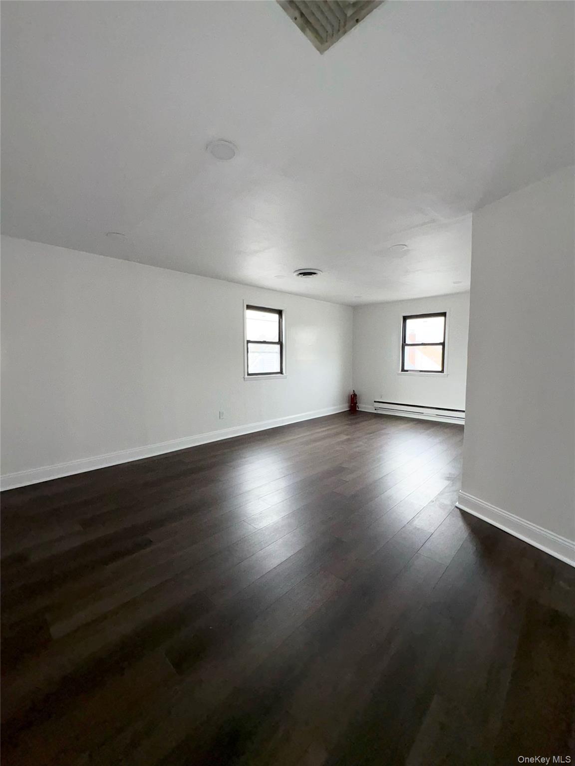 #6 photo, 475 W Merrick Road, Valley Stream , NY 11580