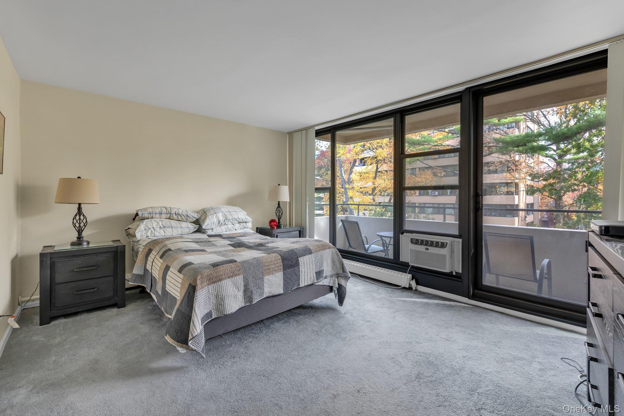 #8 photo, 10-21 162 Street, Beechhurst , NY 11357