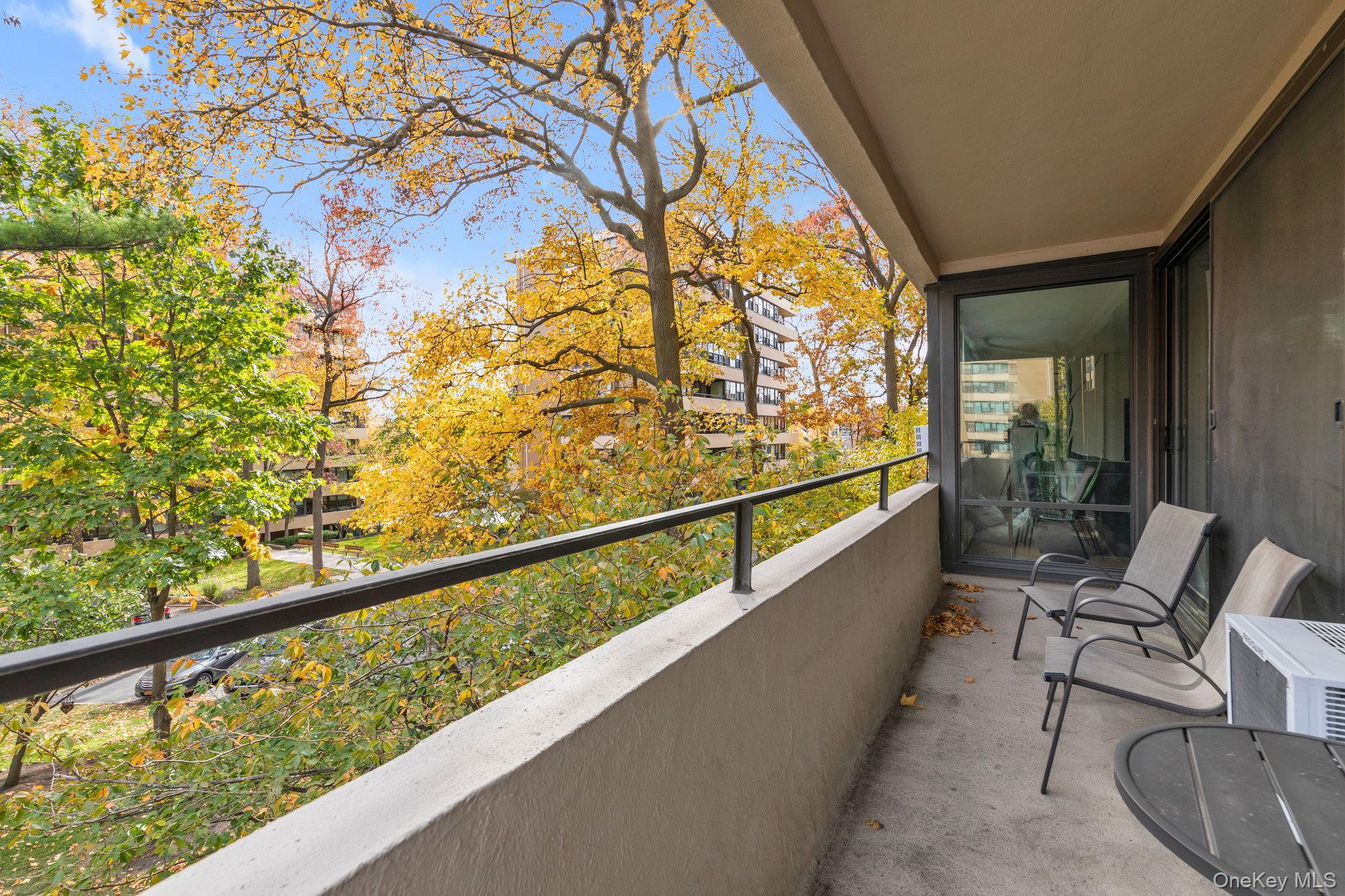 #9 photo, 10-21 162 Street, Beechhurst , NY 11357