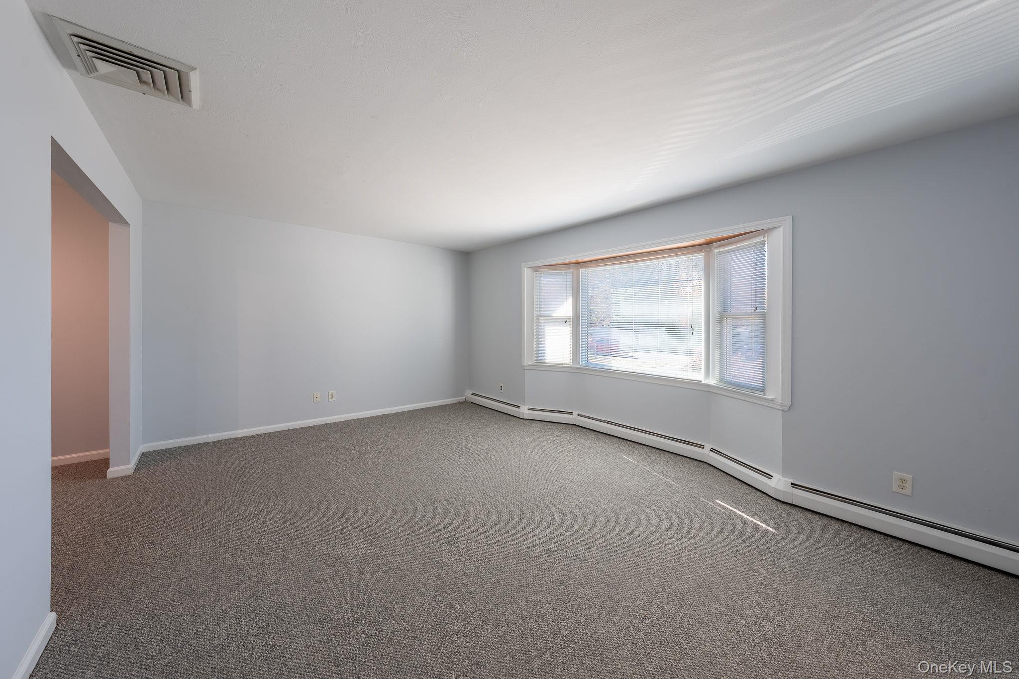 #16 photo, 831 Sycamore Avenue, Bohemia , NY 11716