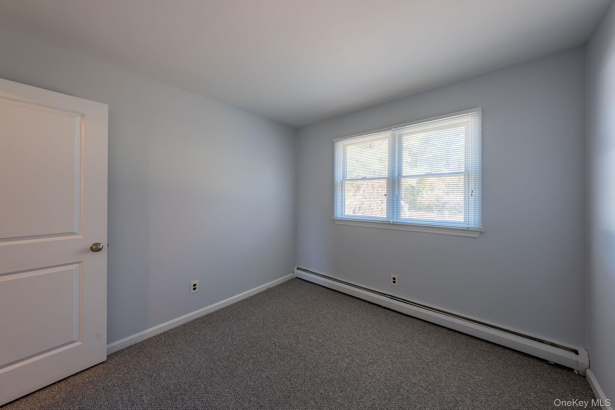 #20 photo, 831 Sycamore Avenue, Bohemia , NY 11716