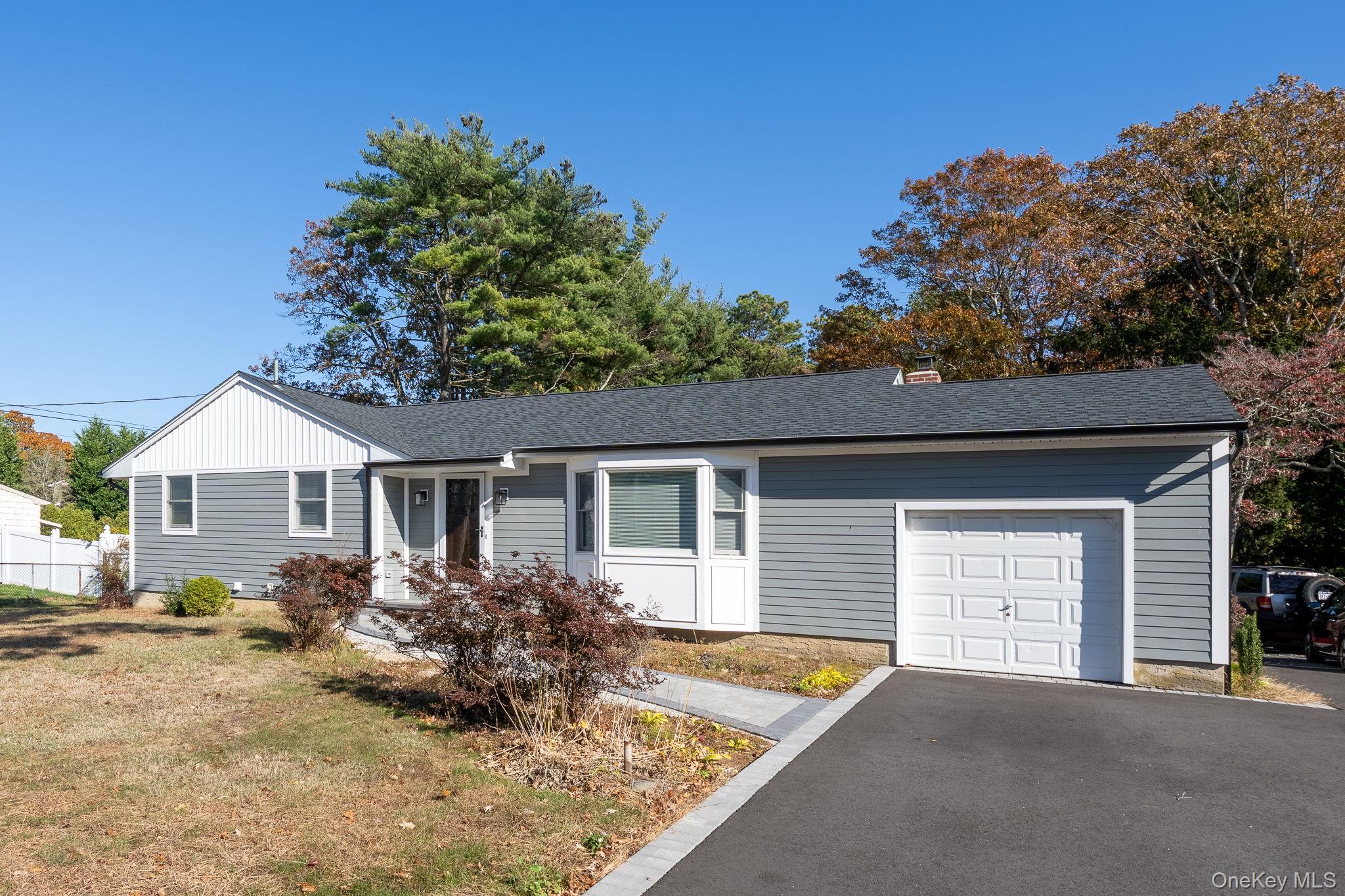 #4 photo, 831 Sycamore Avenue, Bohemia , NY 11716