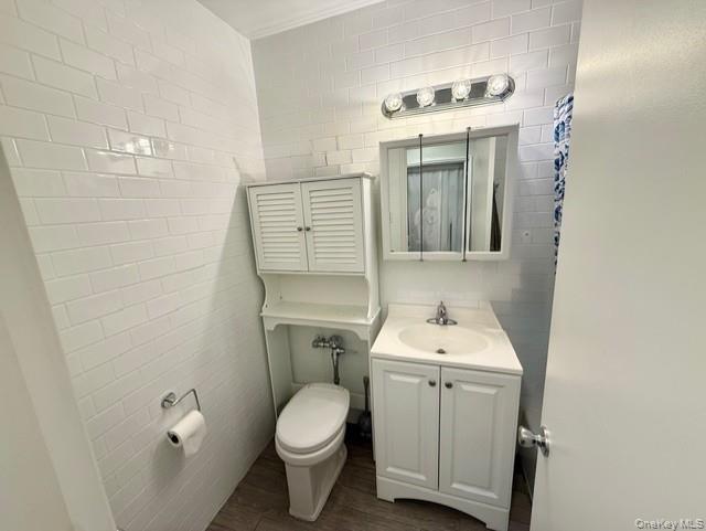 #6 photo, 108-49 63rd Avenue, Forest Hills , NY 11375