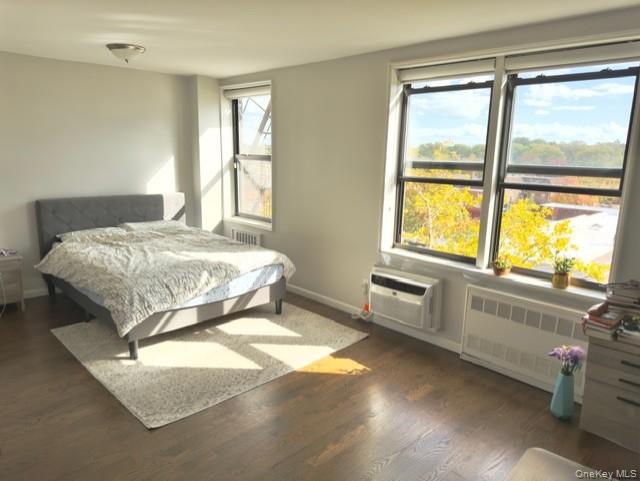 #7 photo, 108-49 63rd Avenue, Forest Hills , NY 11375