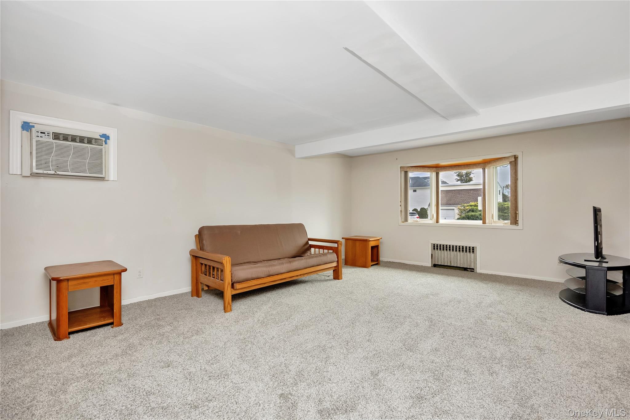 #6 photo, 15 N Butehorn Street, Bethpage , NY 11714