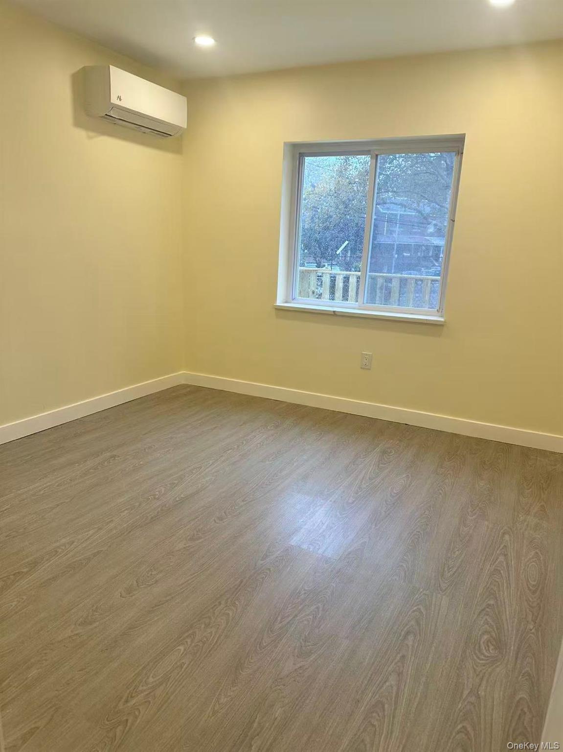 #3 photo, 39-17 Greenpoint Avenue, Sunnyside , NY 11104