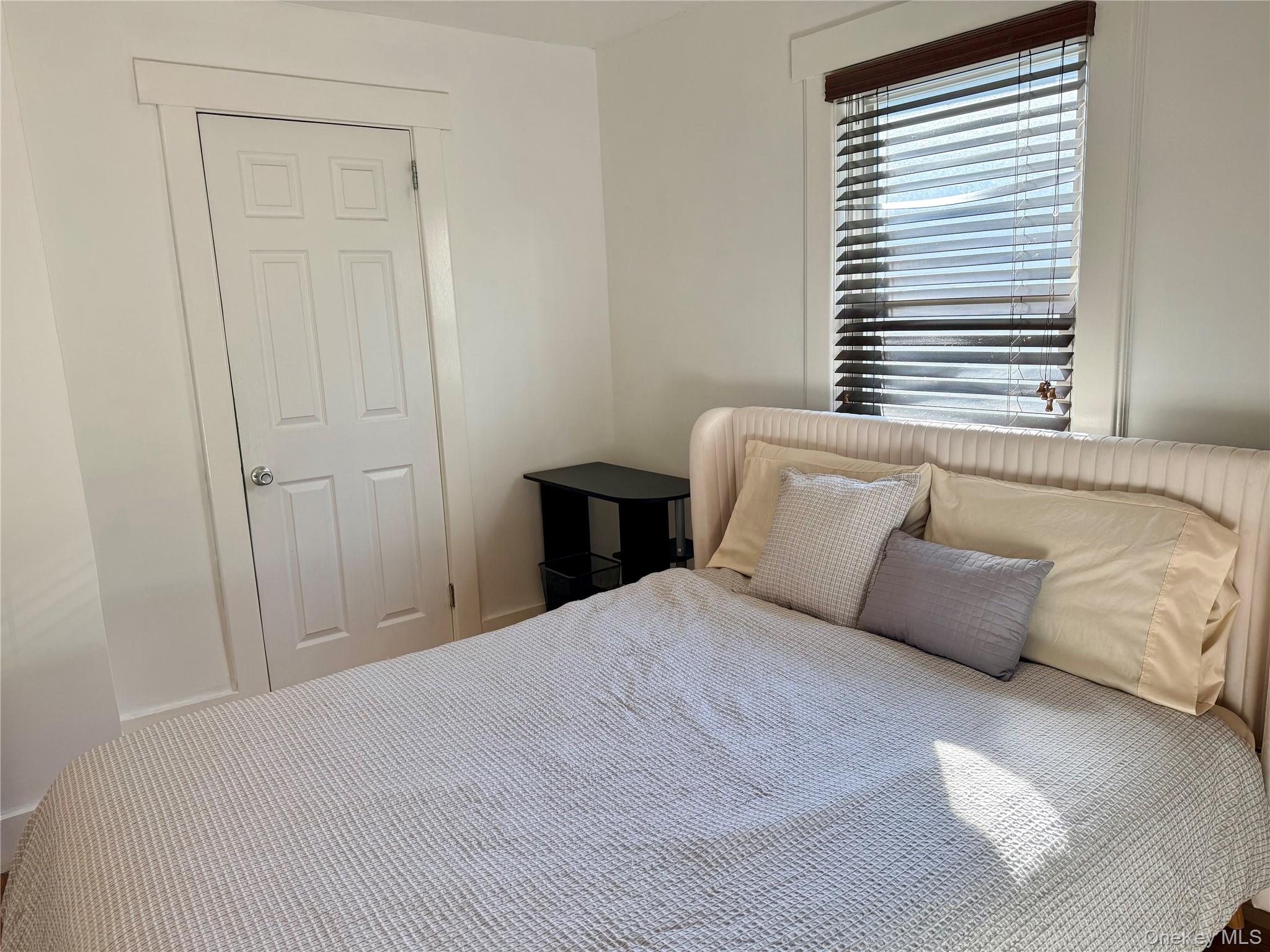 #11 photo, 25 School Street, Port Washington , NY 11050