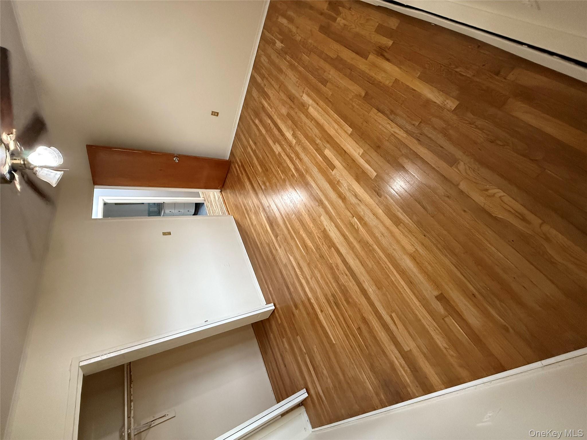 #5 photo, 472 Kirkman Avenue, Elmont , NY 11003