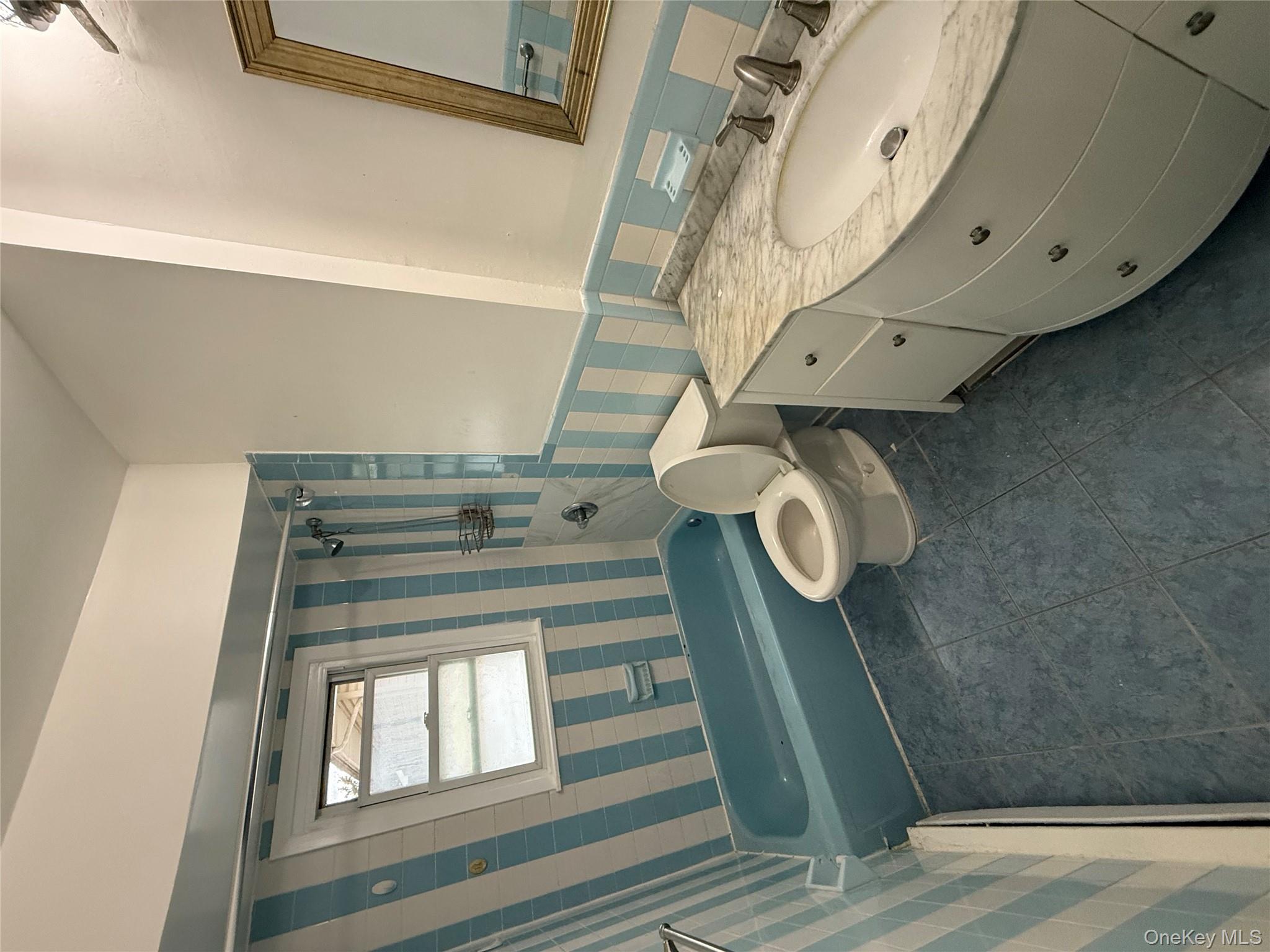 #6 photo, 472 Kirkman Avenue, Elmont , NY 11003