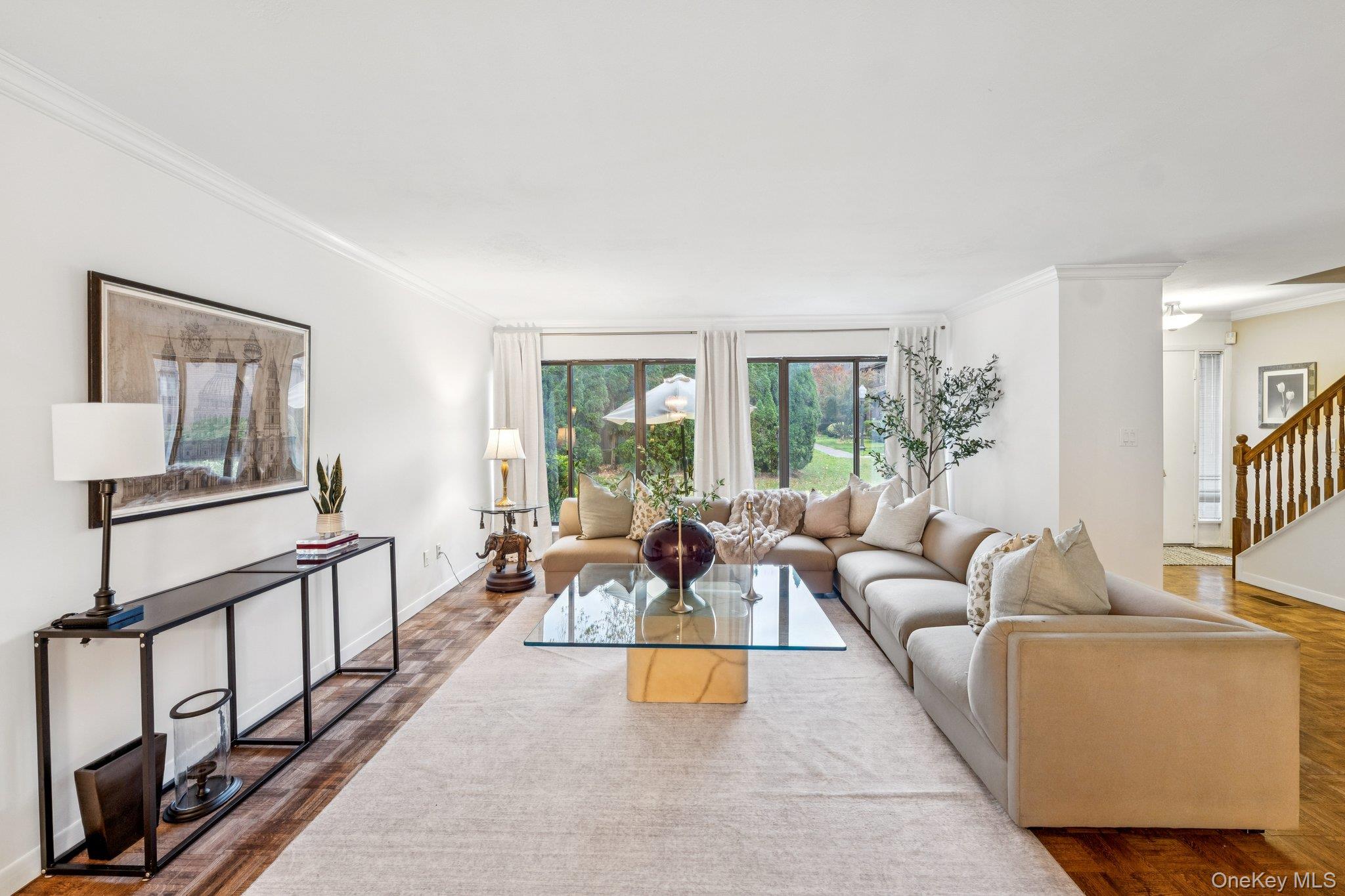 #6 photo, 96 Acorn Ponds Drive, Roslyn , NY 11576