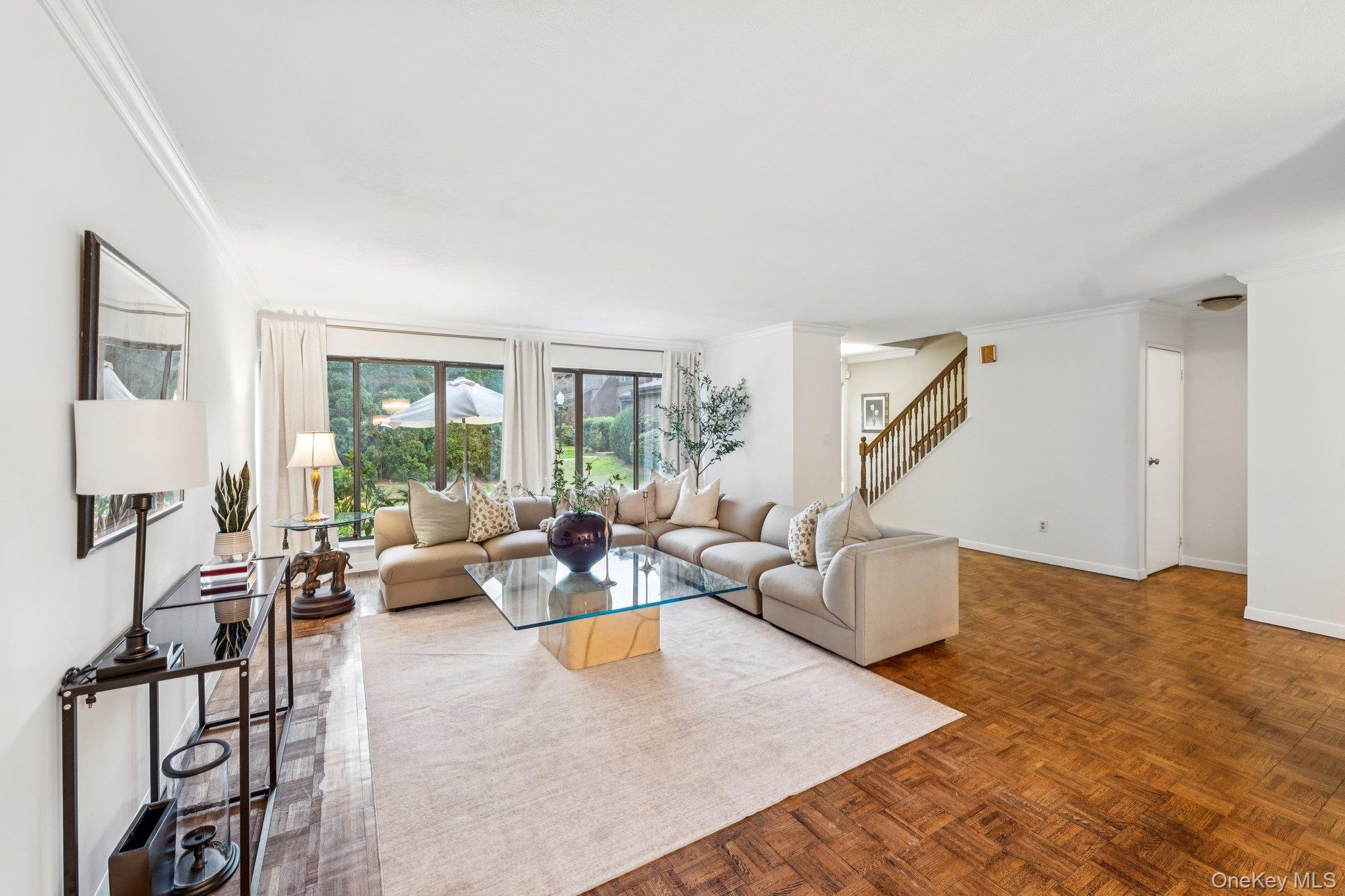 #7 photo, 96 Acorn Ponds Drive, Roslyn , NY 11576