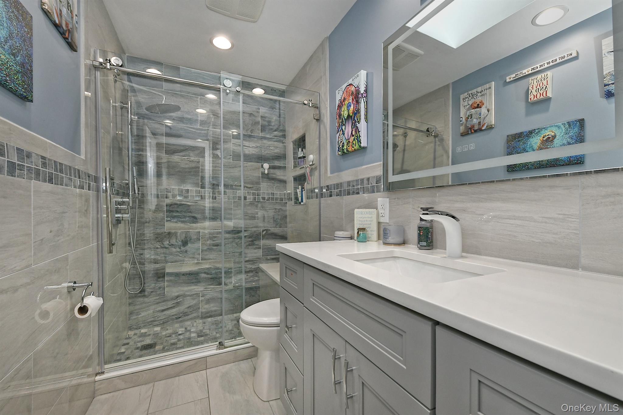 #13 photo, 84 Bruce Avenue, Hicksville , NY 11801