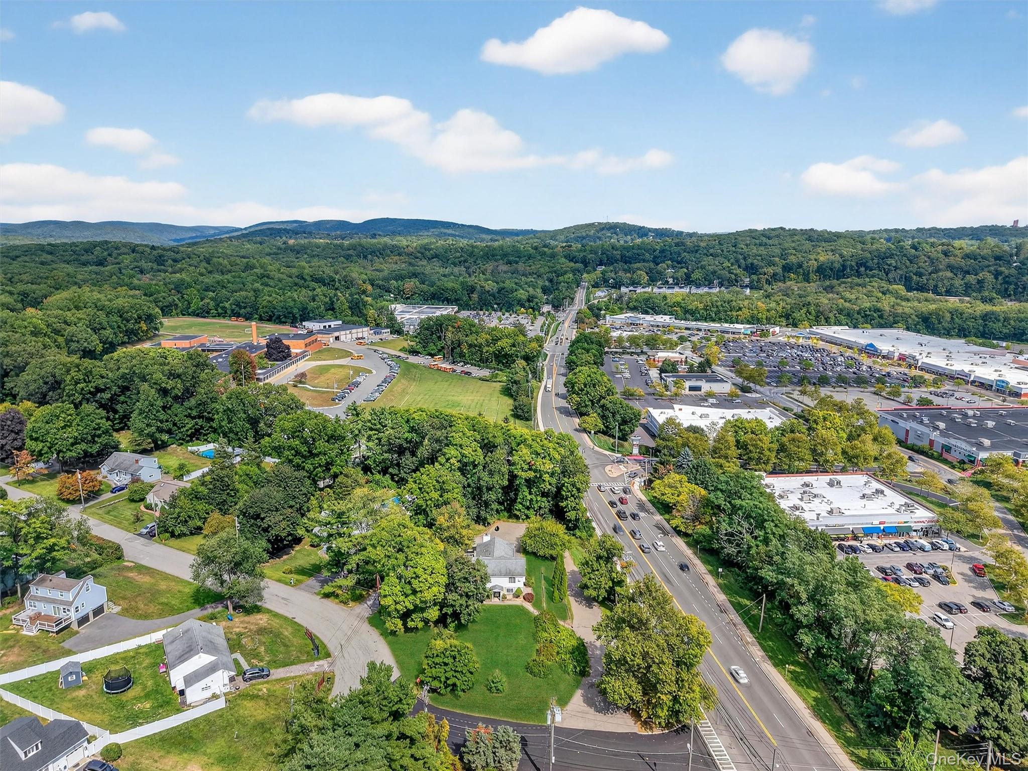 #2 photo, 2 Renee Gate Street, Cortlandt Manor , NY 10567