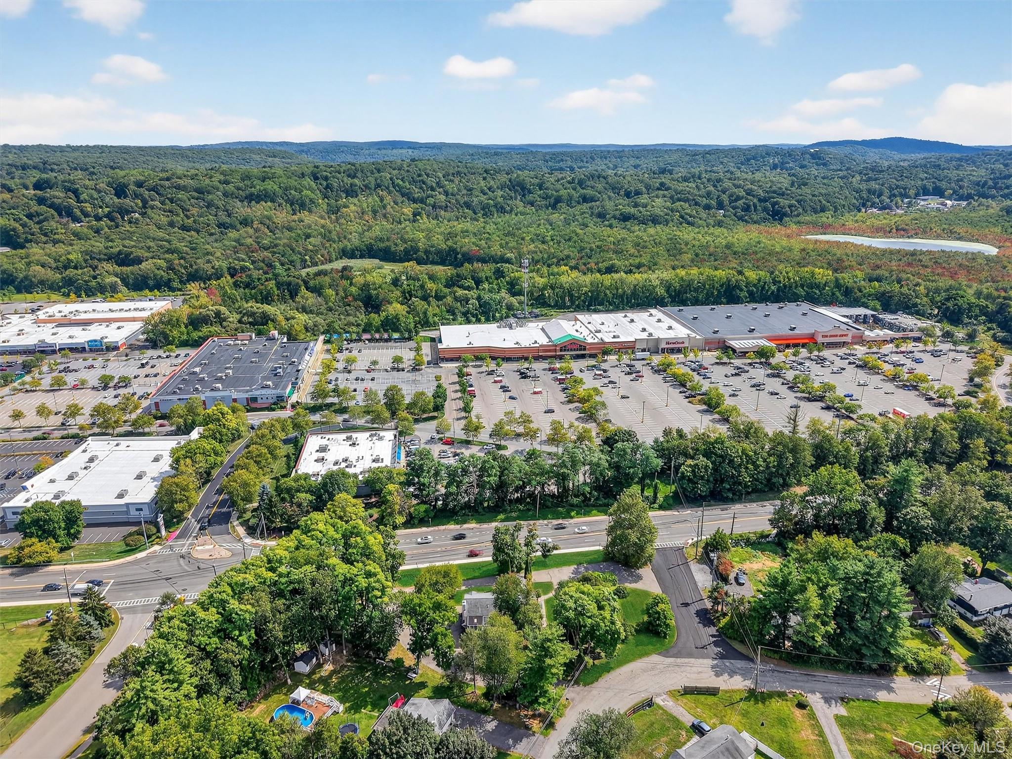 #4 photo, 2 Renee Gate Street, Cortlandt Manor , NY 10567