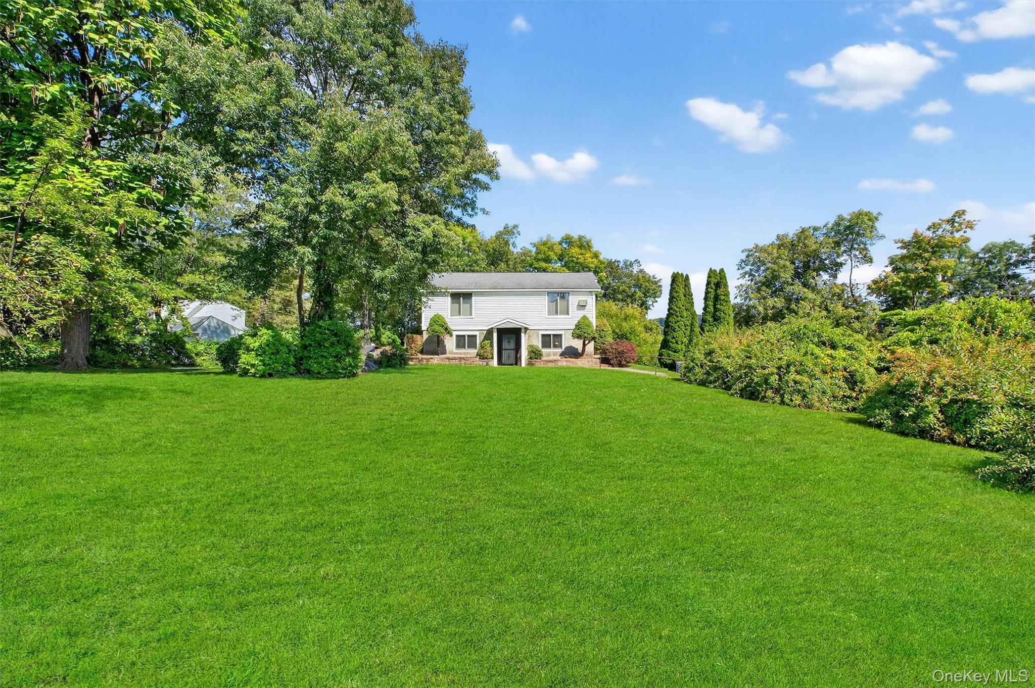 #7 photo, 2 Renee Gate Street, Cortlandt Manor , NY 10567