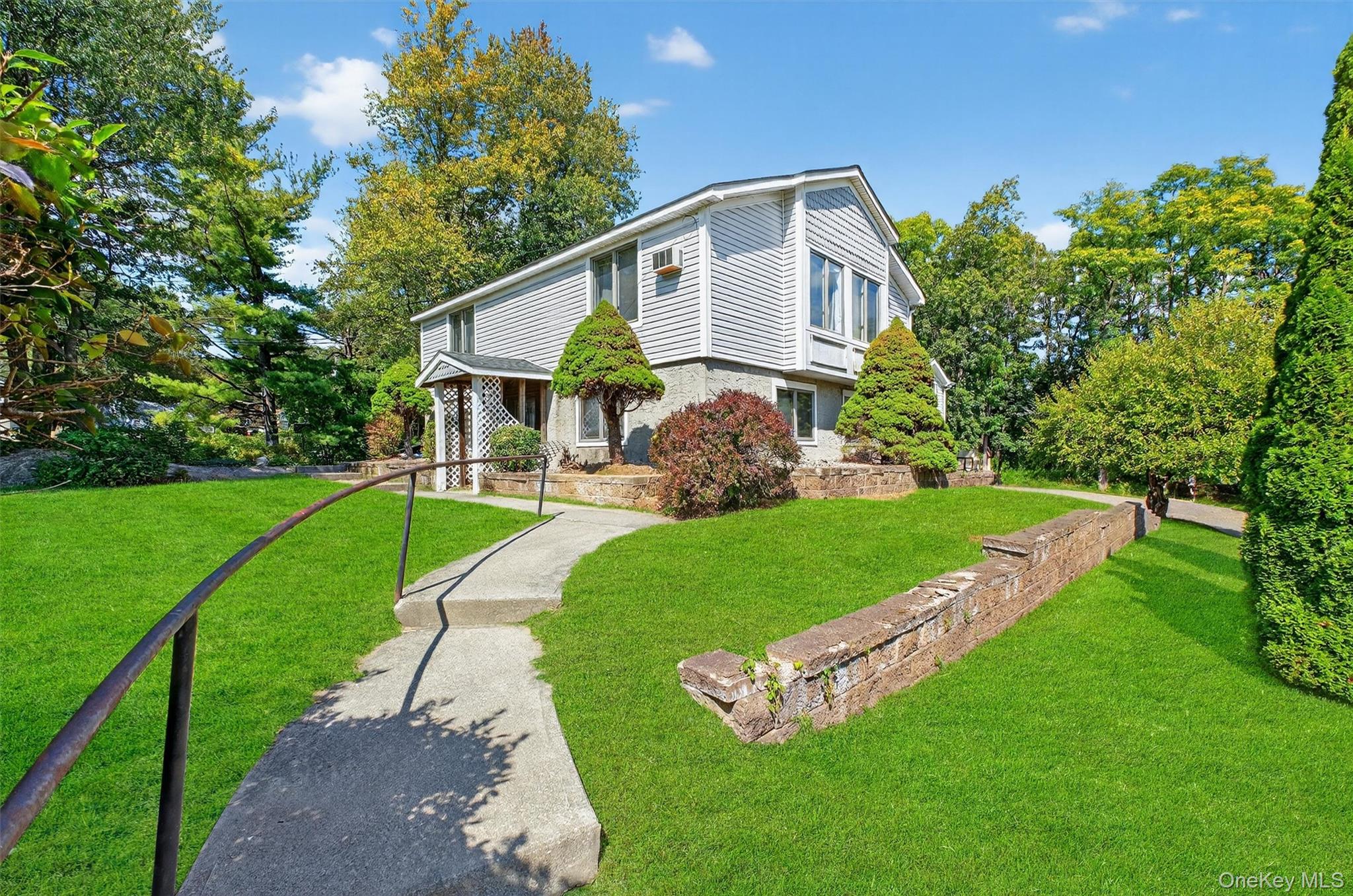 #9 photo, 2 Renee Gate Street, Cortlandt Manor , NY 10567