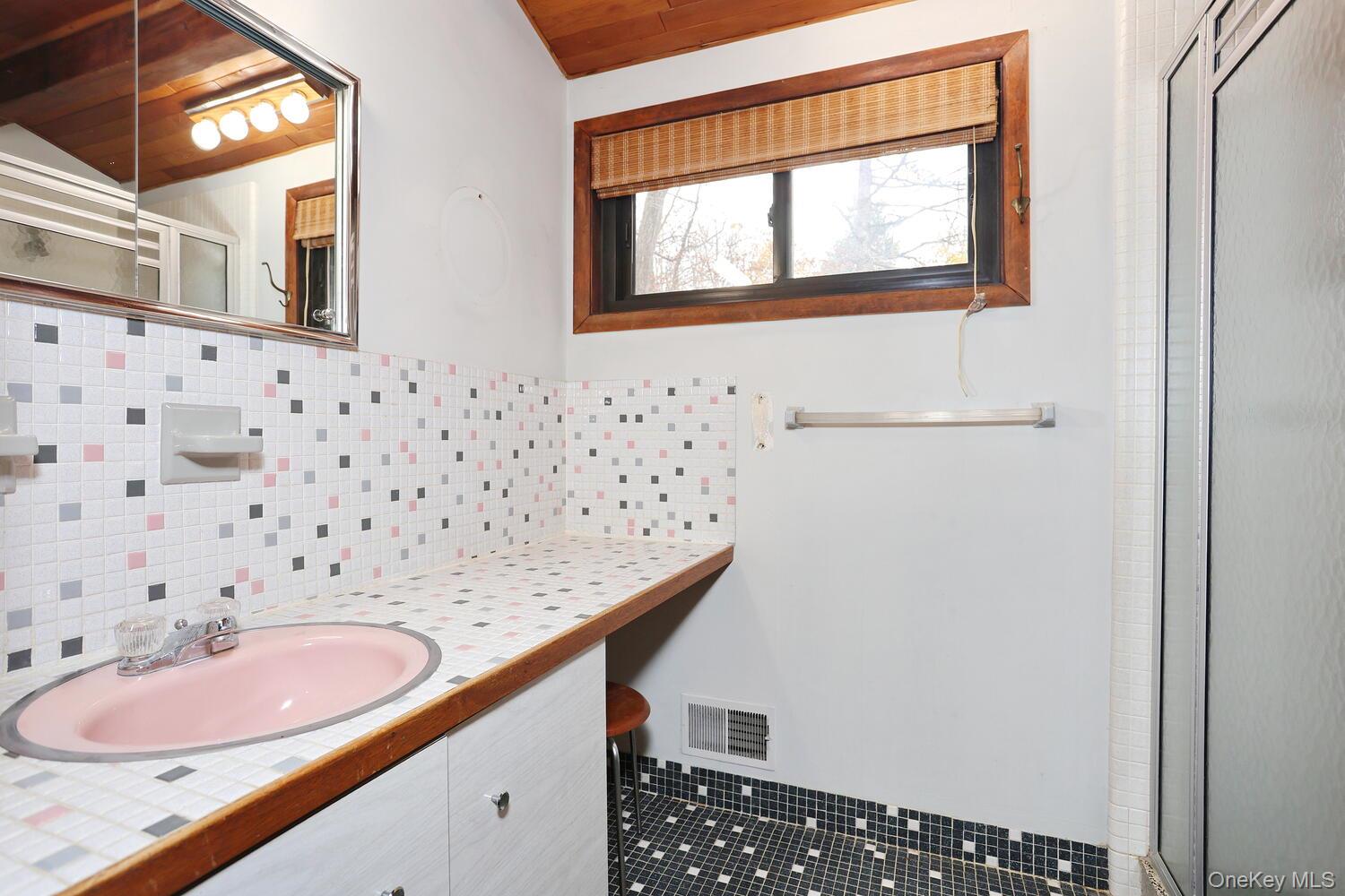 #17 photo, 15 White Birch Drive, Pomona , NY 10970