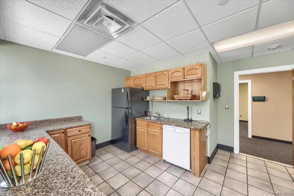 #13 photo, 8 Revolutionary Road, Ossining , NY 10562