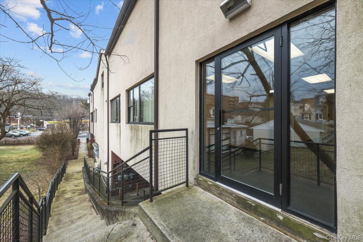 #15 photo, 8 Revolutionary Road, Ossining , NY 10562