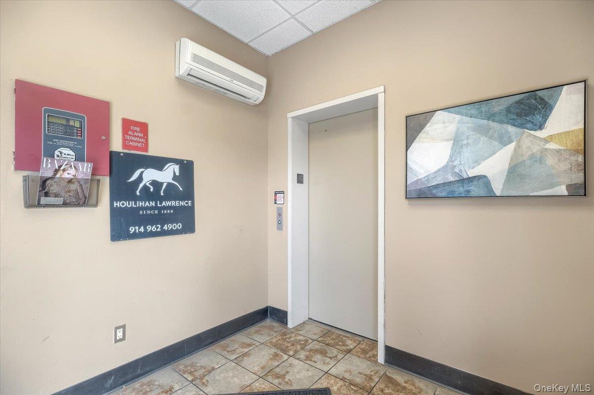 #4 photo, 8 Revolutionary Road, Ossining , NY 10562