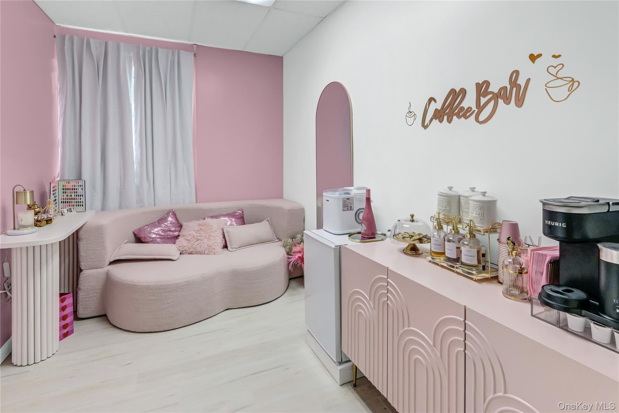 #17 photo, 471 Broadway, Newburgh , NY 12550