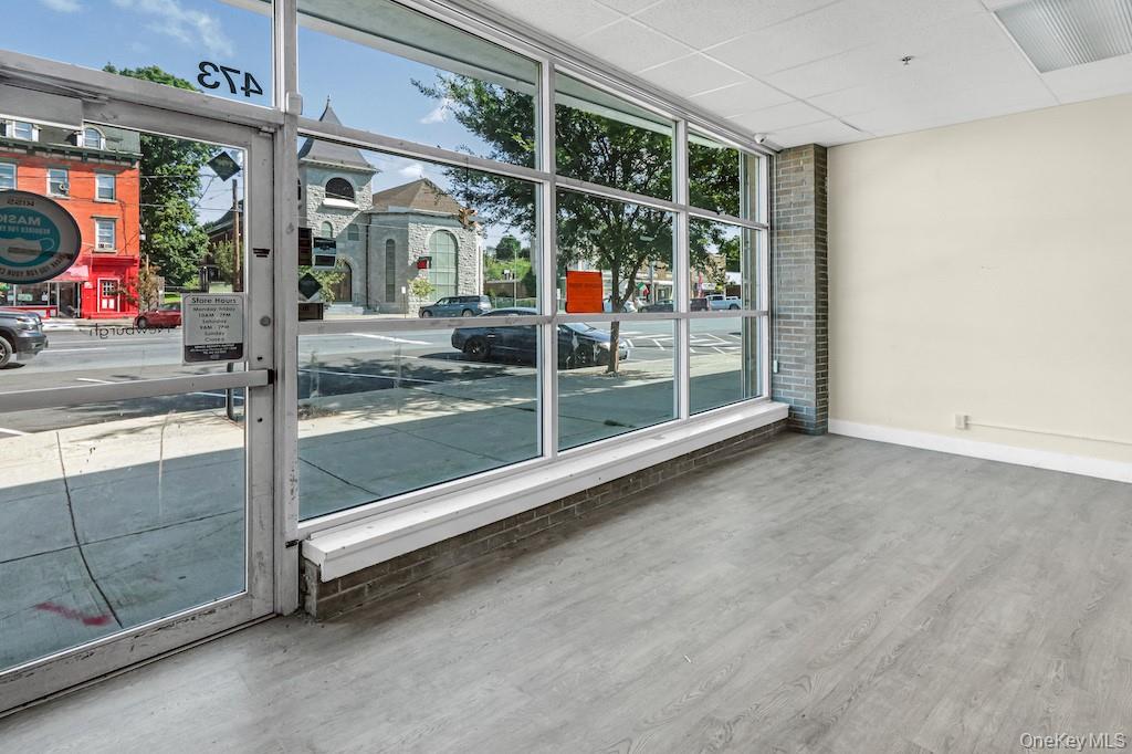 #5 photo, 471 Broadway, Newburgh , NY 12550